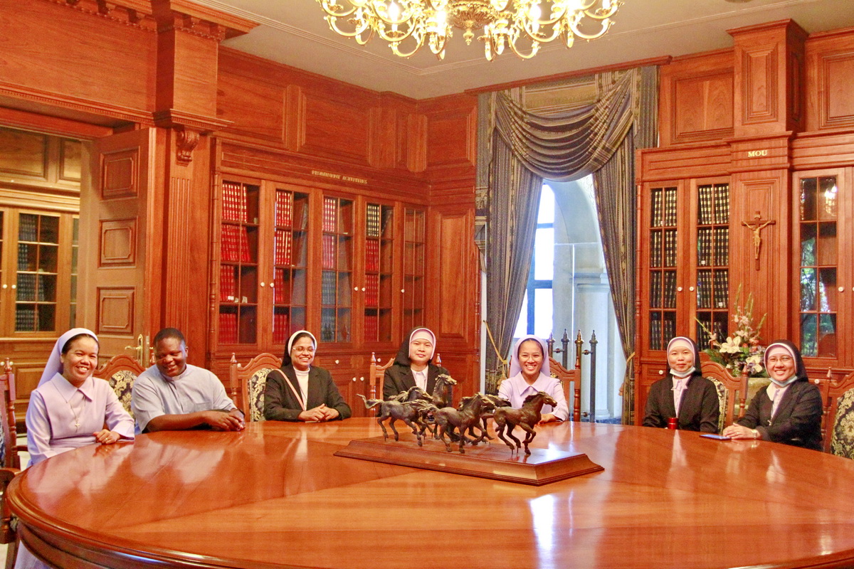 Group of The Priests Visited AU