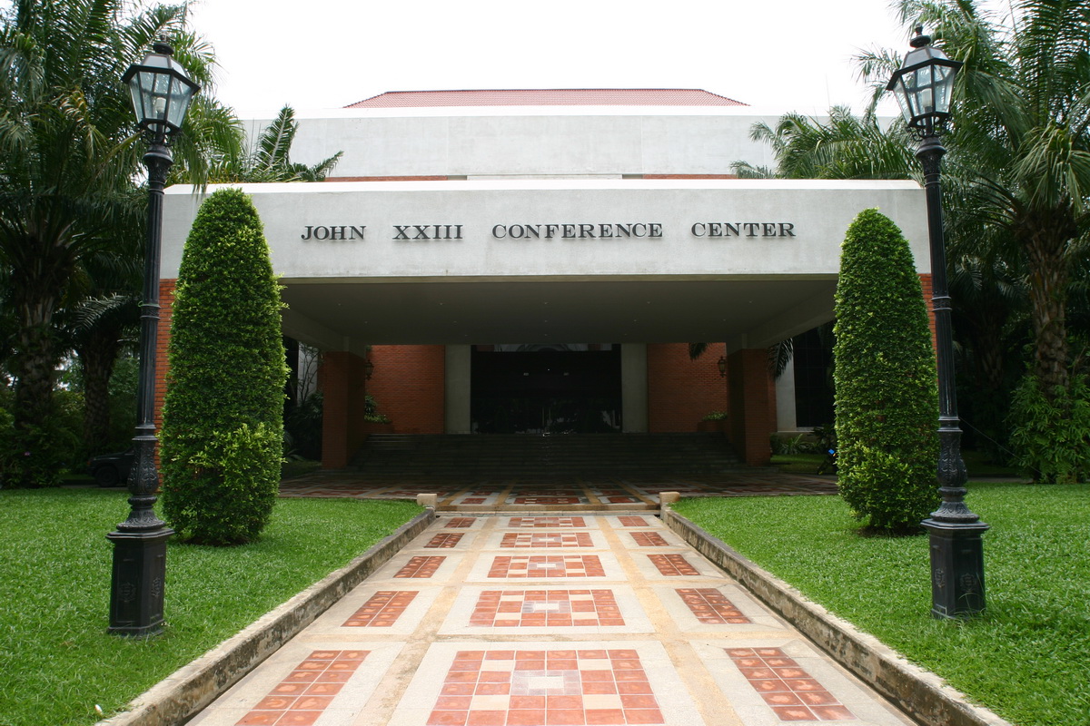 Group of The Priests Visited AU