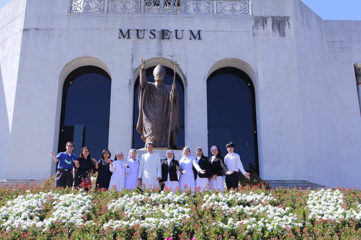 Group of The Priests Visited AU