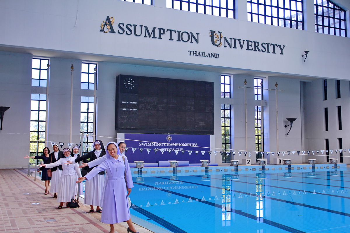 Group of The Priests Visited AU