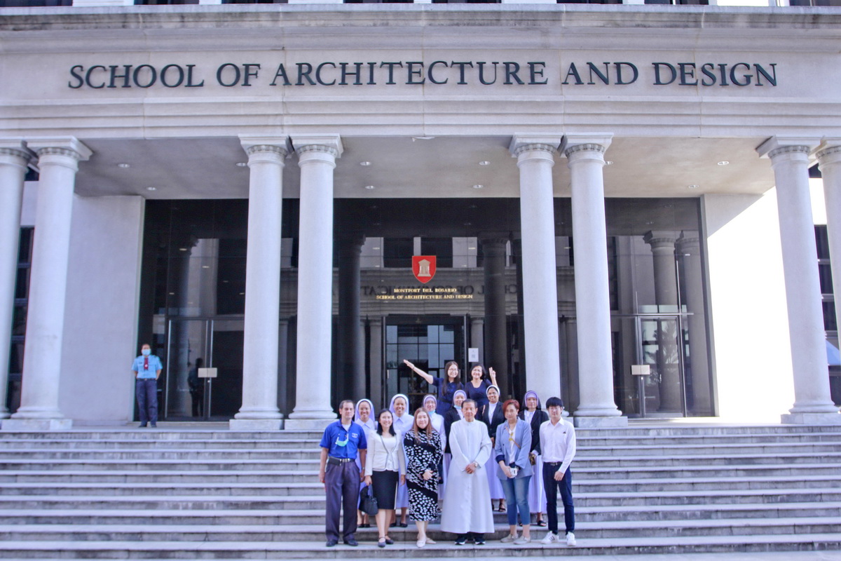 Group of The Priests Visited AU