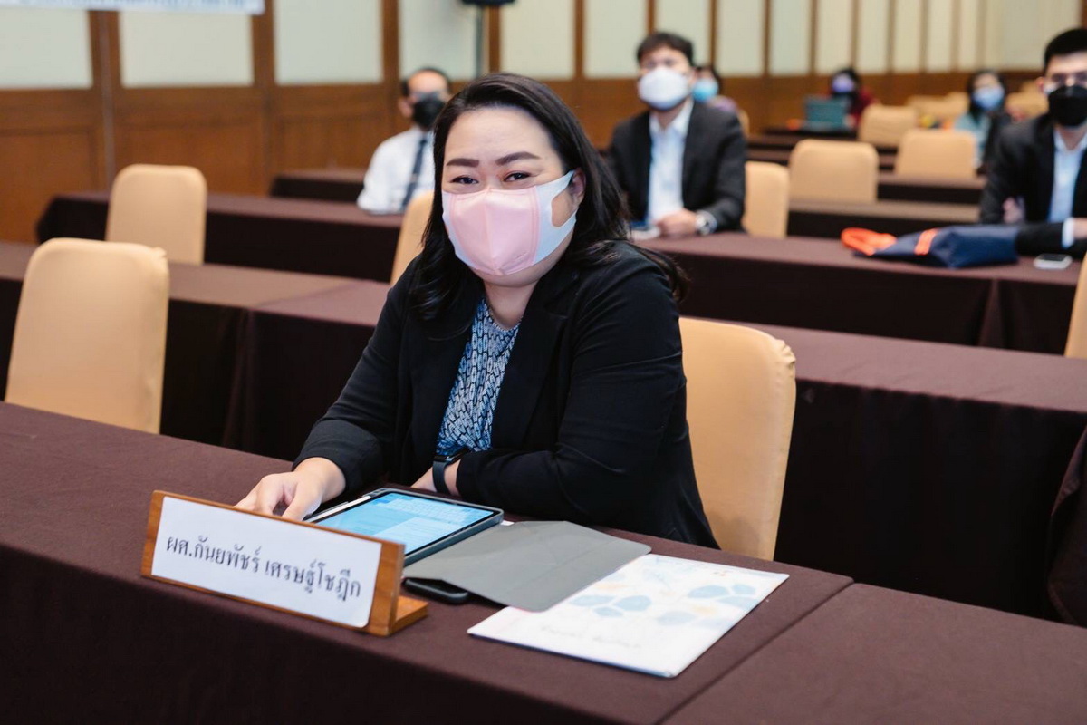 Asst. Prof. Kanyaphat Setchoduk