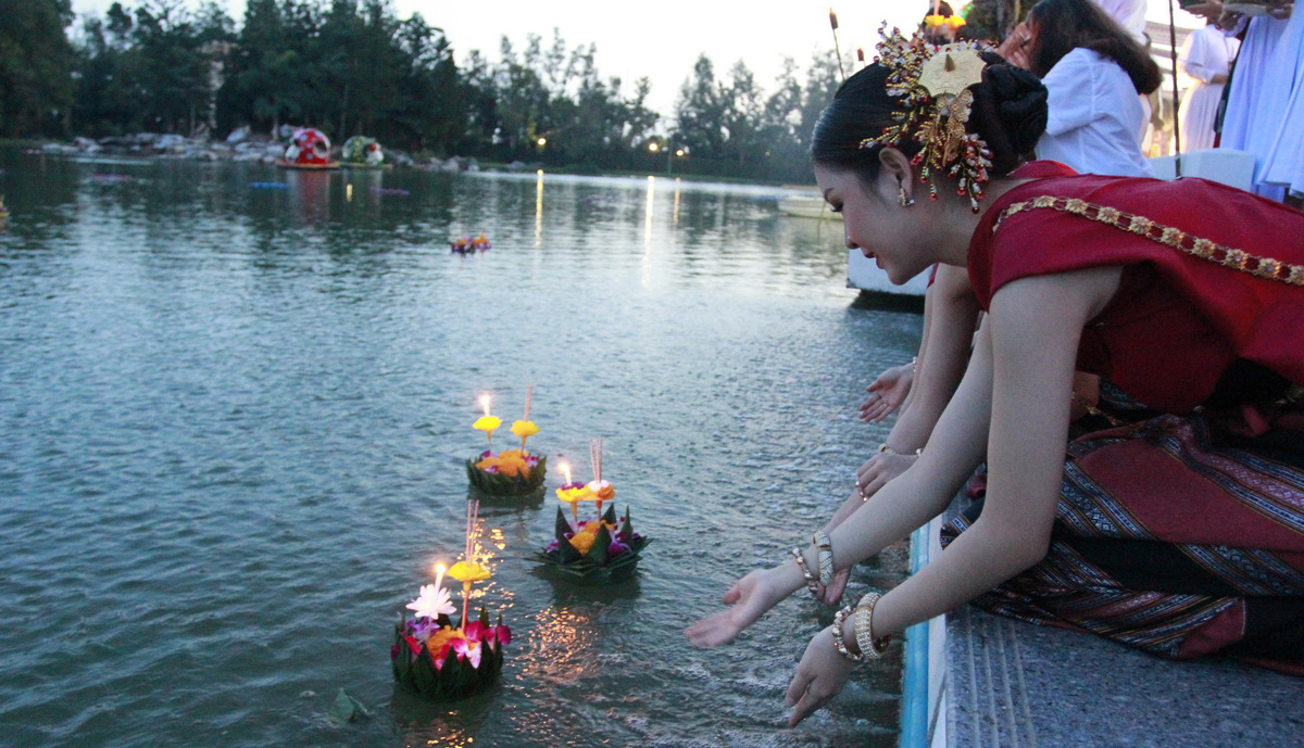 Loy Krathong Festival