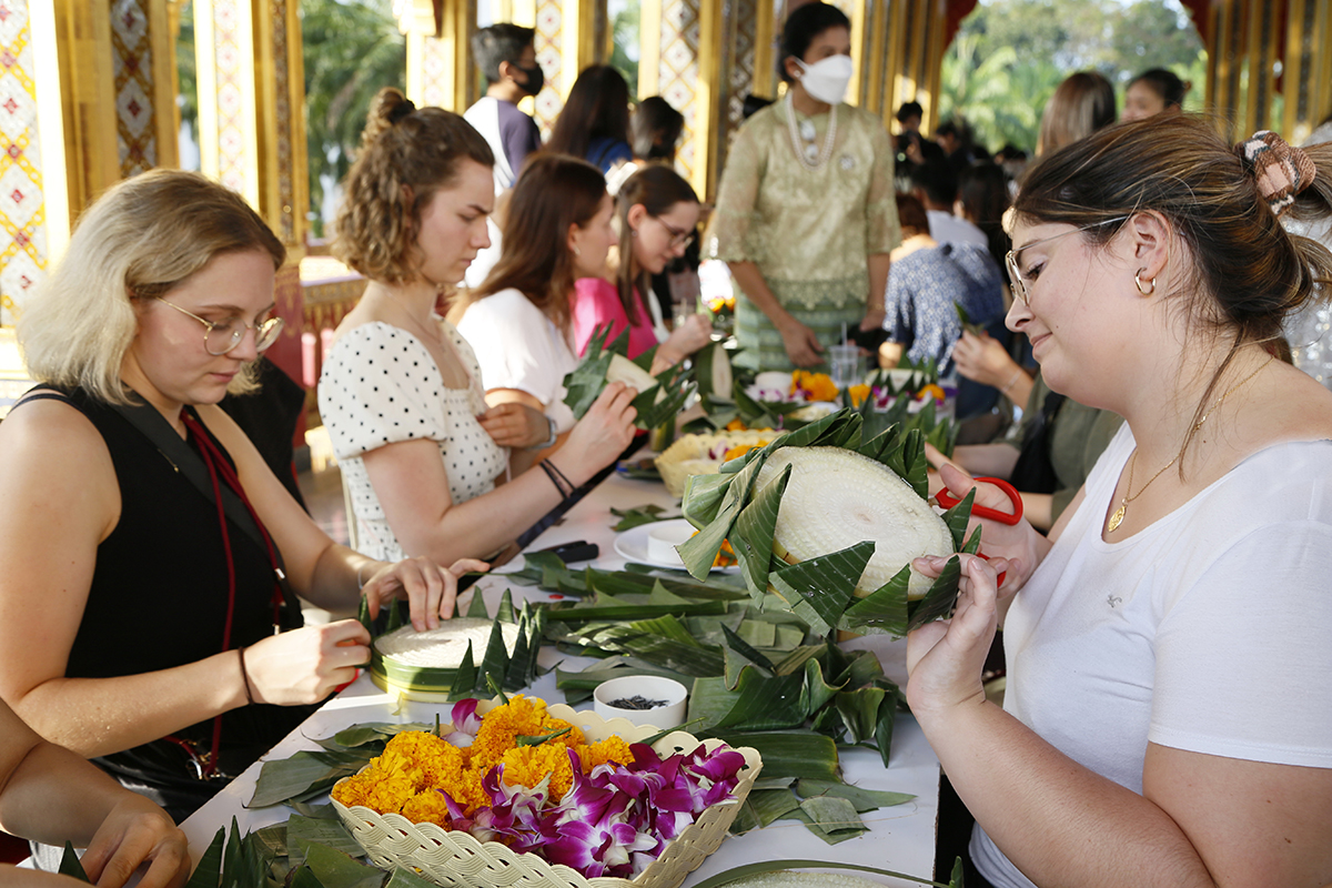 Loy Krathong Festival