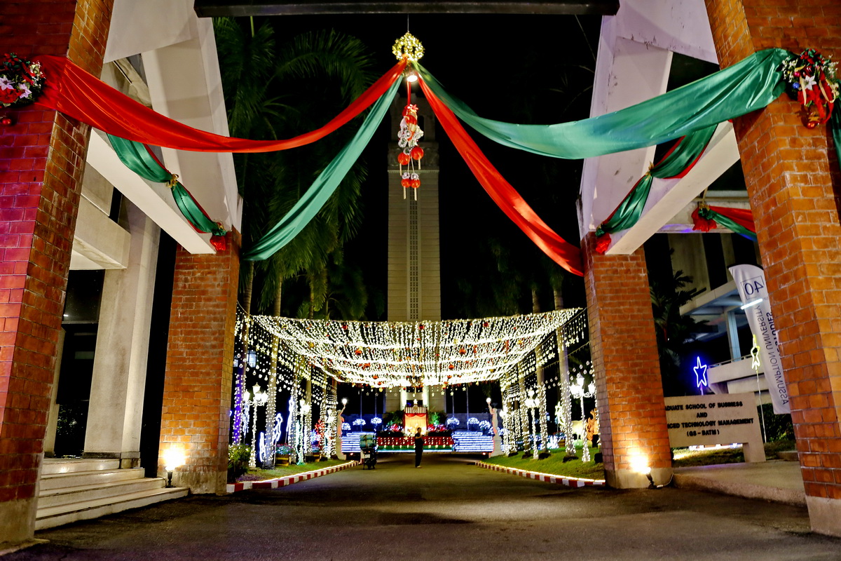 It’s Beginning to Look a Lot Like Christmas at Assumption University