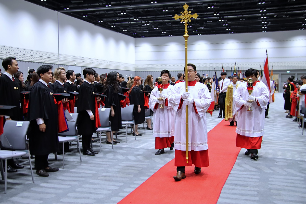 Memory-Making Moments at 51st Commencement Exercise
